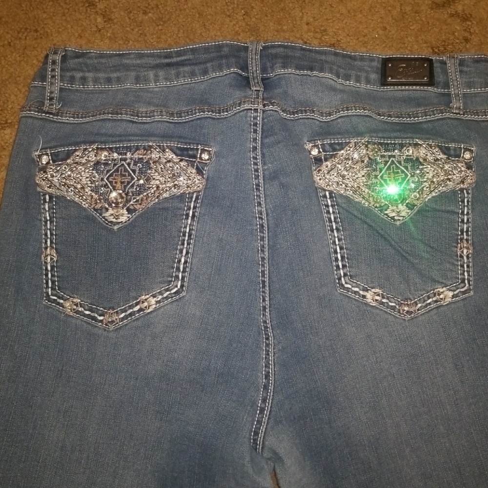 Embellished skinny jeans